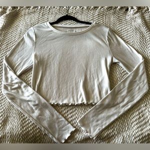 Aeropostale White Long Sleeve Cropped Top
